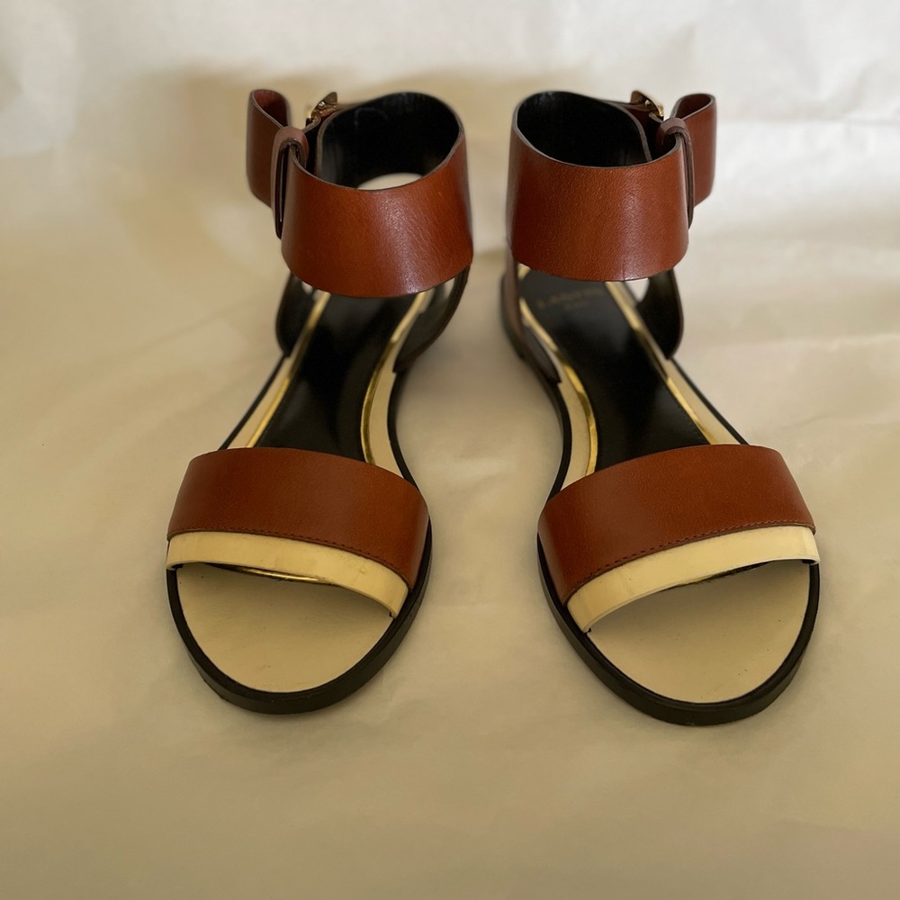 Flat Sandal with knot